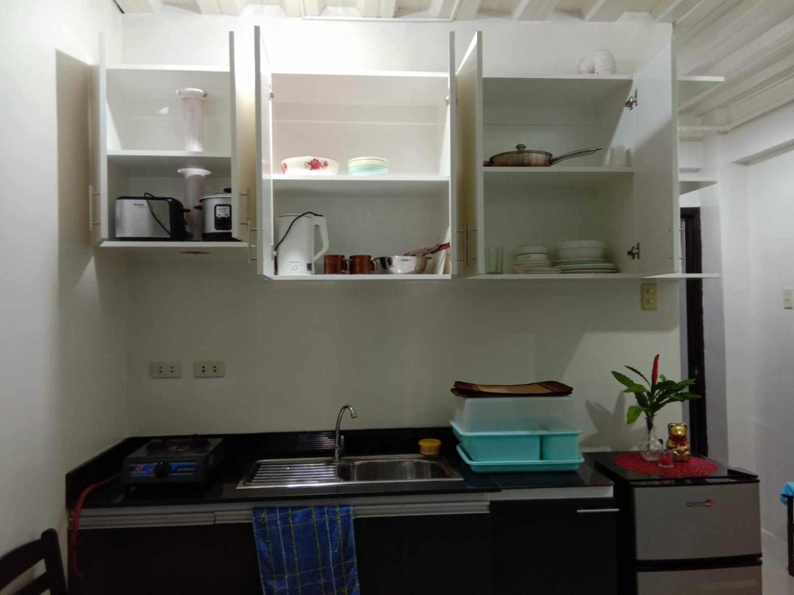 Jen'S Apartment Manila Bagian luar foto